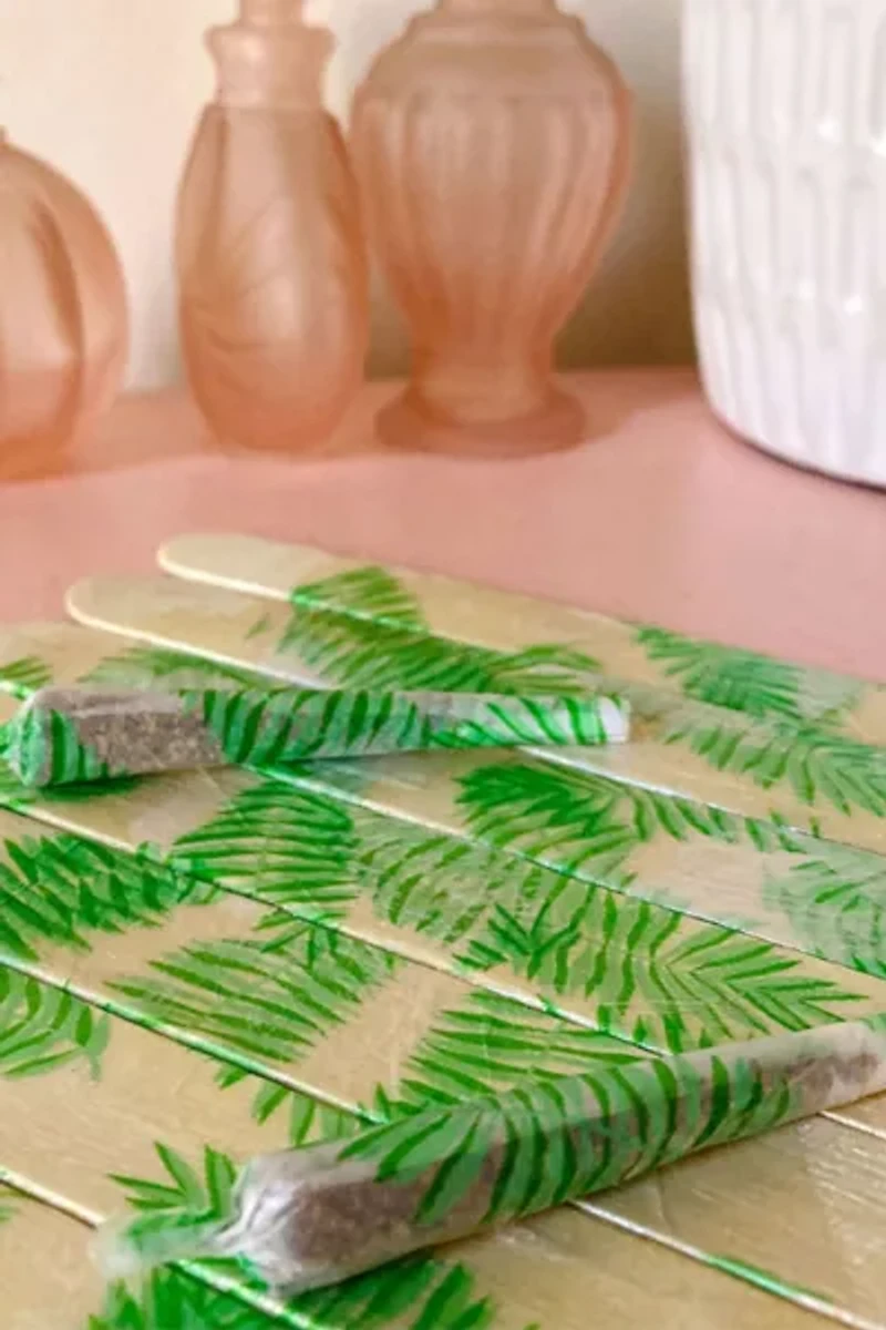 Burner Babe Flaunt Rolling Papers