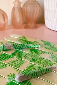 Burner Babe Flaunt Rolling Papers