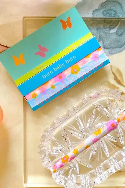Burner Babe Lucky Rolling Papers
