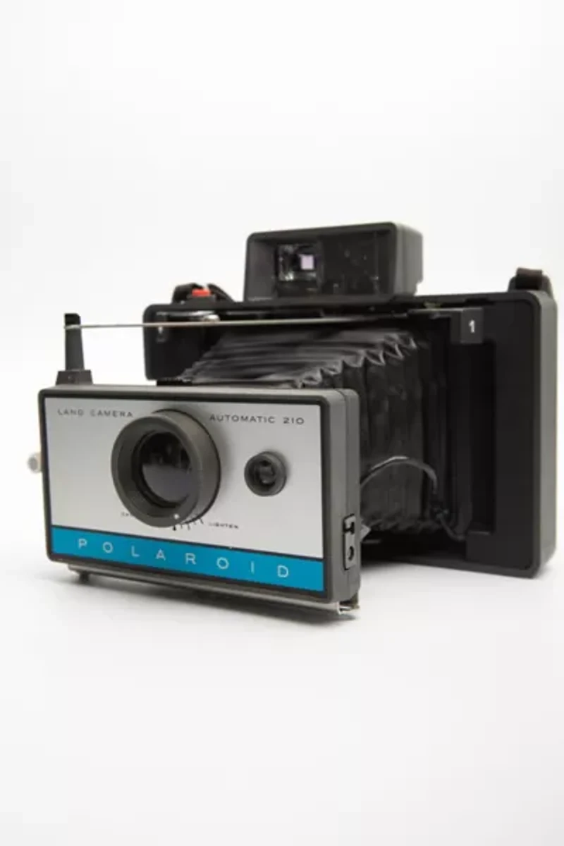Acme Camera Co. Polaroid Automatic 210 Land Camera