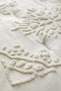 Jackie Icon Tufted Comforter