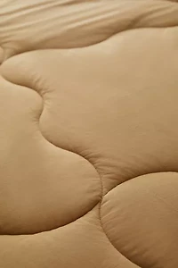 Squiggle Super Puff Comforter