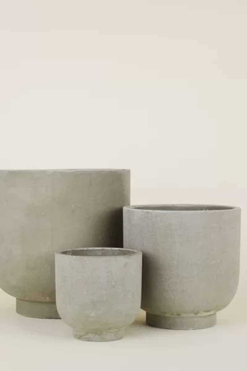Hawkins New York Footed Fiber Cement Planter