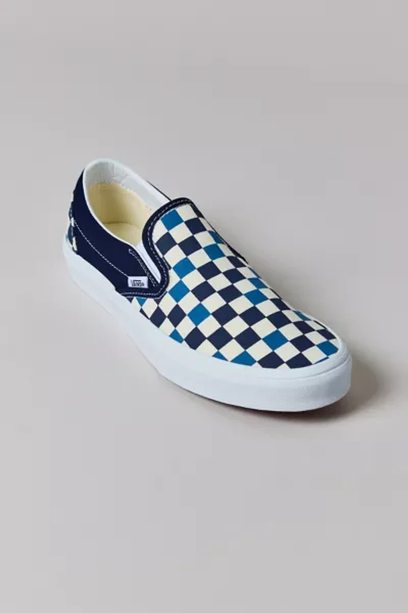 Vans Men's Classic Checkerboard Sneaker