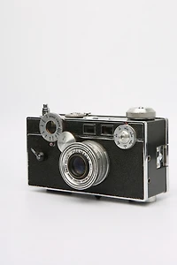 Acme Camera Co. Vintage Argus Rangefinder Film Camera