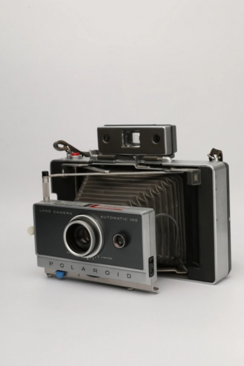 Acme Camera Co. Vintage Polaroid Automatic 100 Land Camera