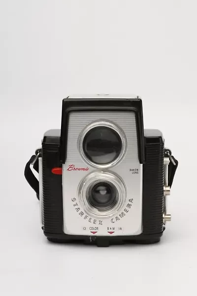Acme Camera Co. Vintage Kodak Brownie Starflex Camera Outfit