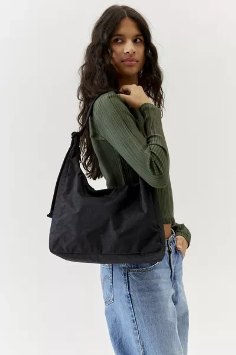BAGGU Nylon Shoulder Bag