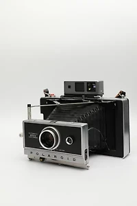 Acme Camera Co. Vintage Polaroid Automatic 250 Land Camera