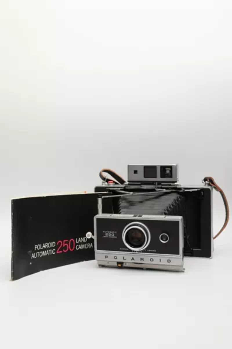 Acme Camera Co. Vintage Polaroid Automatic 250 Land Camera