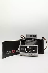 Acme Camera Co. Vintage Polaroid Automatic 250 Land Camera