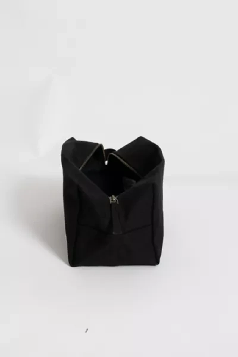 Terra Thread Organic Cotton Canvas Toiletry Bag