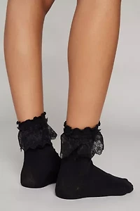 Ruffled Ribbed Crew Sock