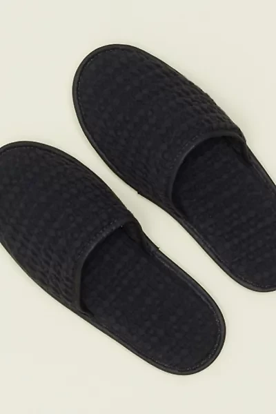 Hawkins New York Simple Waffle Slippers
