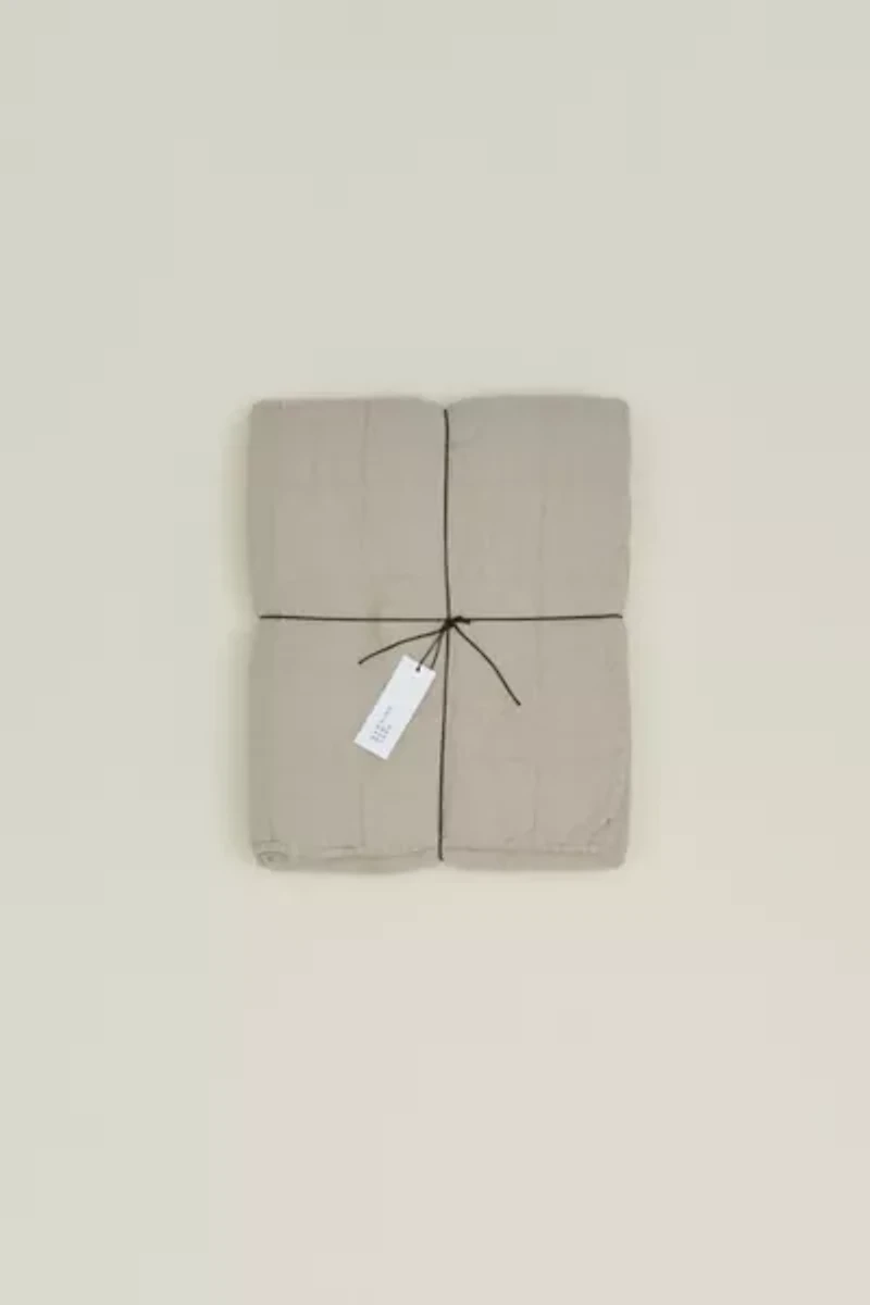 Hawkins New York Simple Washed Linen Quilt