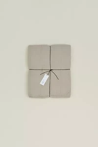 Hawkins New York Simple Washed Linen Quilt