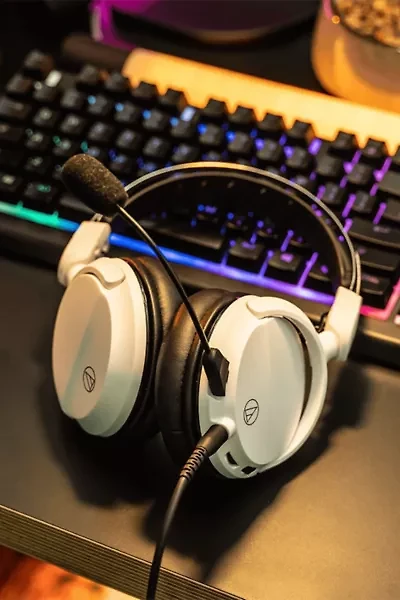 Audio-Technica ATH-GL3 Closed-Back High-Fidelity Gaming Headset