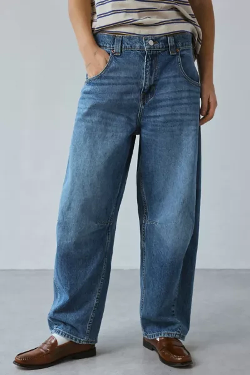BDG Rih Extreme Barrel Mid-Rise Jeans