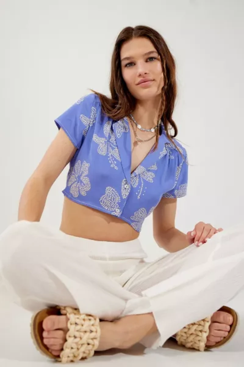UO Ari Cropped Button-Down Top