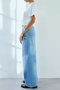 BDG Jaya Baggy Low-Rise Boyfriend Jean