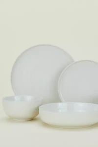 Hawkins New York Essential 16-Piece Dinnerware Set