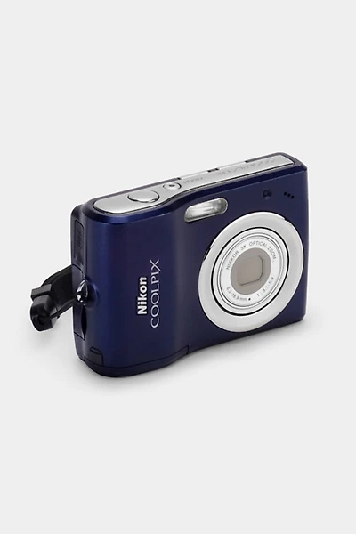 Nikon Coolpix L14 Point and Shoot Digital Camera Refurbished by Retrospekt