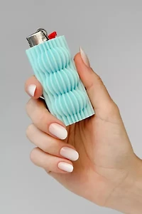 Me Make Pretty Mercury Lighter Case