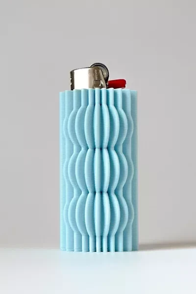 Me Make Pretty Mercury Lighter Case