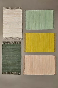 ReMADE By UO Remnants Solid Chindi Rug