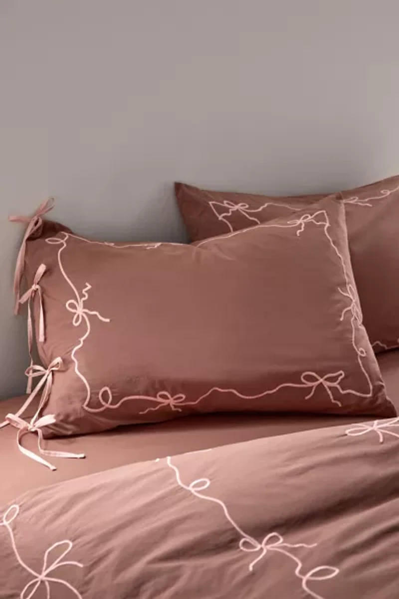 Lacey Bows Embroidered Sham Set