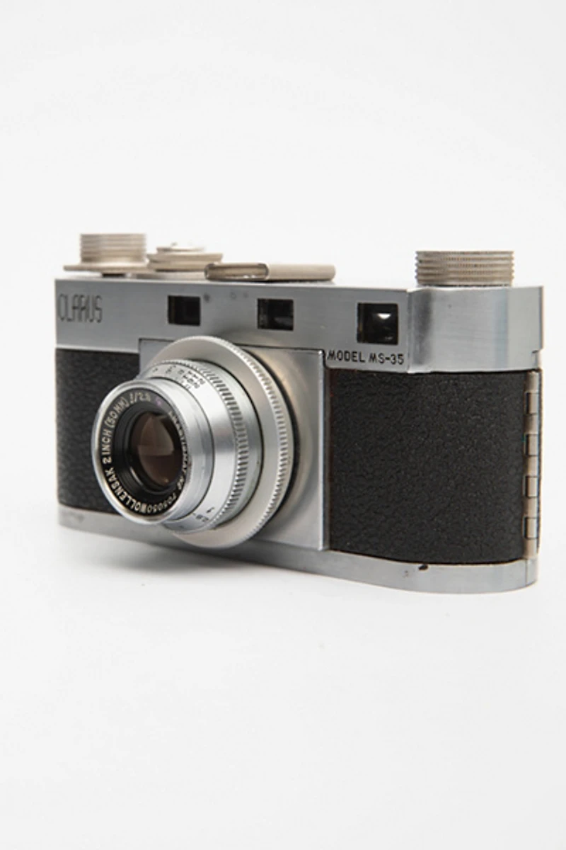 Acme Camera Co. Vintage Clarus MS-35 Film Camera