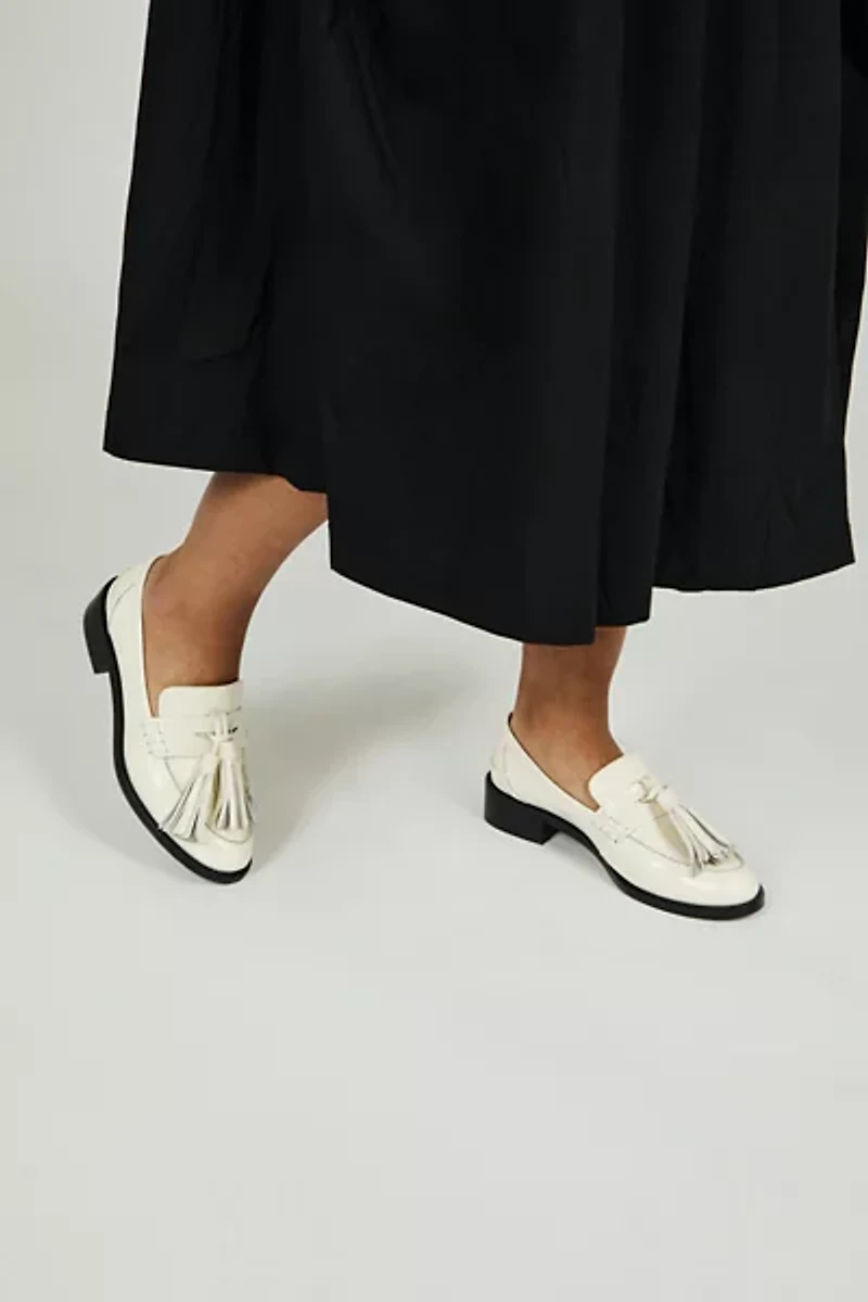 Intentionally Blank Neighbor Leather Tassel Loafer