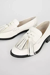 Intentionally Blank Neighbor Leather Tassel Loafer