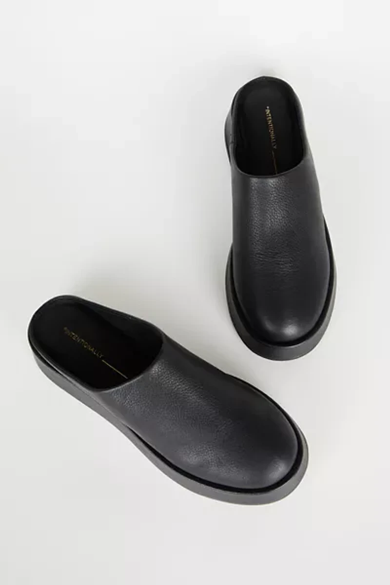 Intentionally Blank Risen Leather Platform Mule