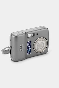 Nikon Coolpix L2 Point and Shoot Digital Camera Refurbished by Retrospekt