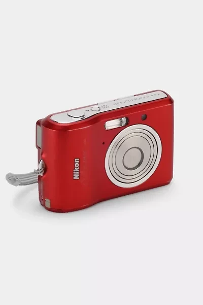 Nikon Coolpix L18 Point and Shoot Digital Camera Refurbished by Retrospekt