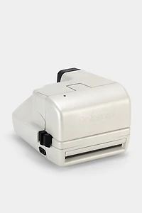Vintage Polaroid Pearl 600 Instant Film Camera by Retrospekt