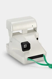 Vintage Polaroid Pearl 600 Instant Film Camera by Retrospekt