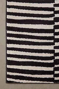Static Tufted Rug