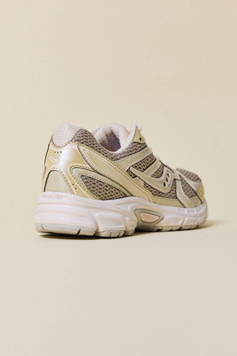 Saucony Women's Ride Millenium Sneaker