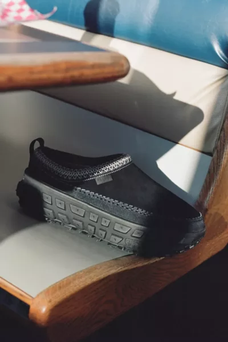 UGG Men's Venture Daze Mule Shoe