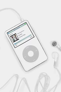 Apple iPod (5th Generation) MP3 Player
