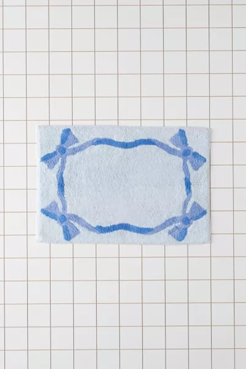 Lacey Bows Tufted Bath Mat