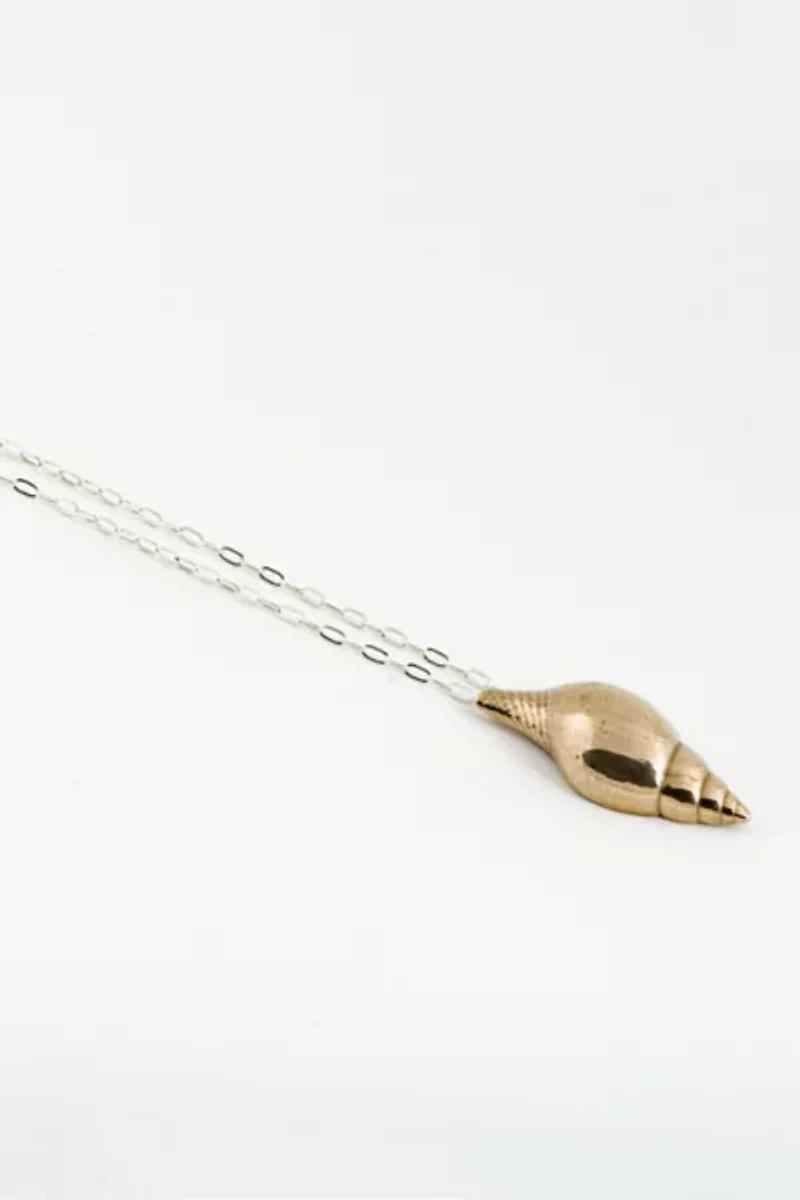 Soft Blonde Whorl Necklace