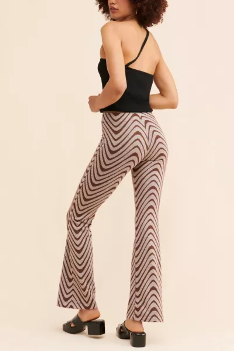 UO Bryn Pull-On Flare Pant