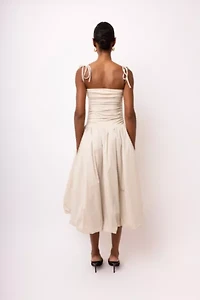 Amy Lynn Puffball Midi Dress