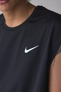 Nike UO Exclusive Cropped Swim Shirt
