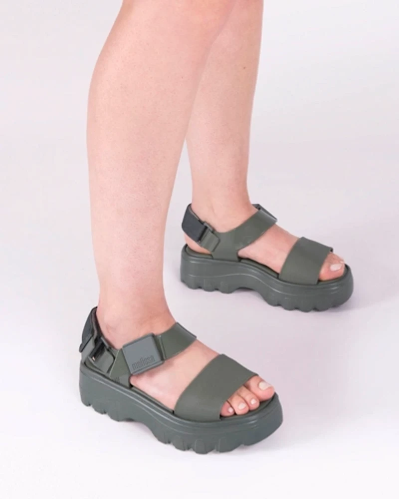 Melissa Kick Off Jelly Platform Sandal