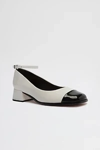 Schutz Dorothy Leather Ballet Flat