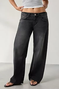 BDG Kayla Low-Rise Jean